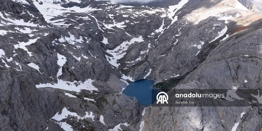 Bolkar Dağları zirvesinde saklı cennet! Ulukışla’nın keşfedilmemiş doğal harikası: Görenler hayran kalıyor 1